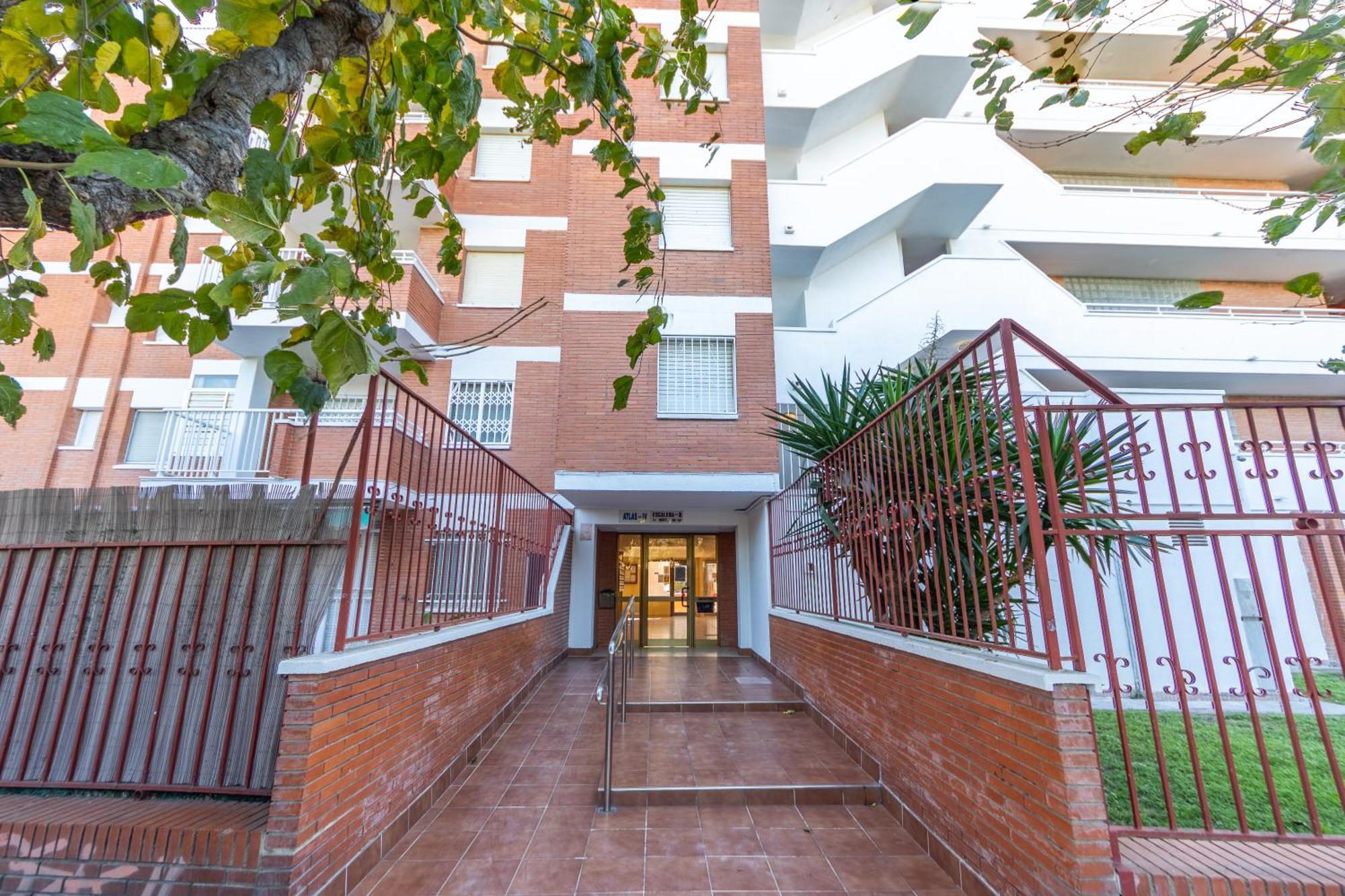 Apartamentos Atlas IV Salou Bagian luar foto